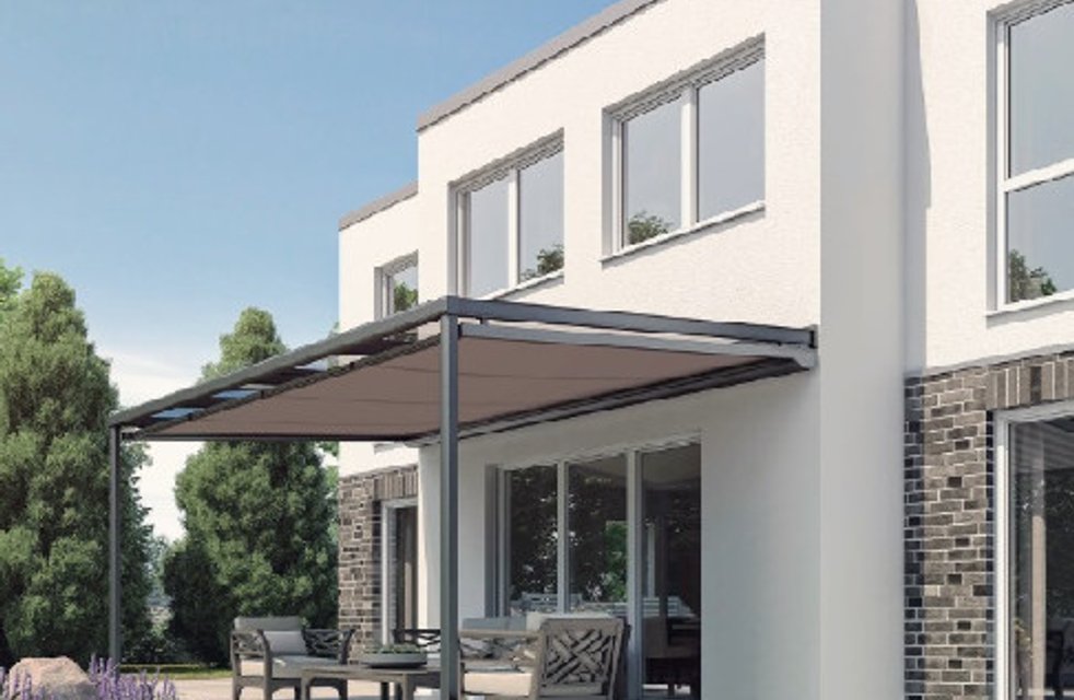 Markýzy nad zasklení – komfortní stínění pro zimní zahrady a prosklené střechy