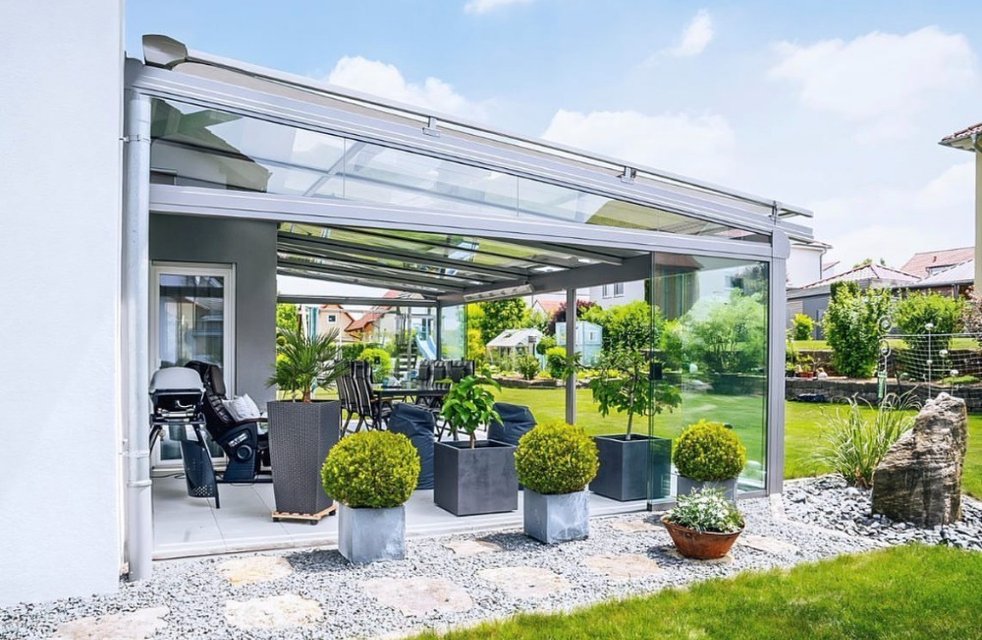 Elegantní zahrada, která pozvedne vaše bydlení na novou úroveň zážitku.