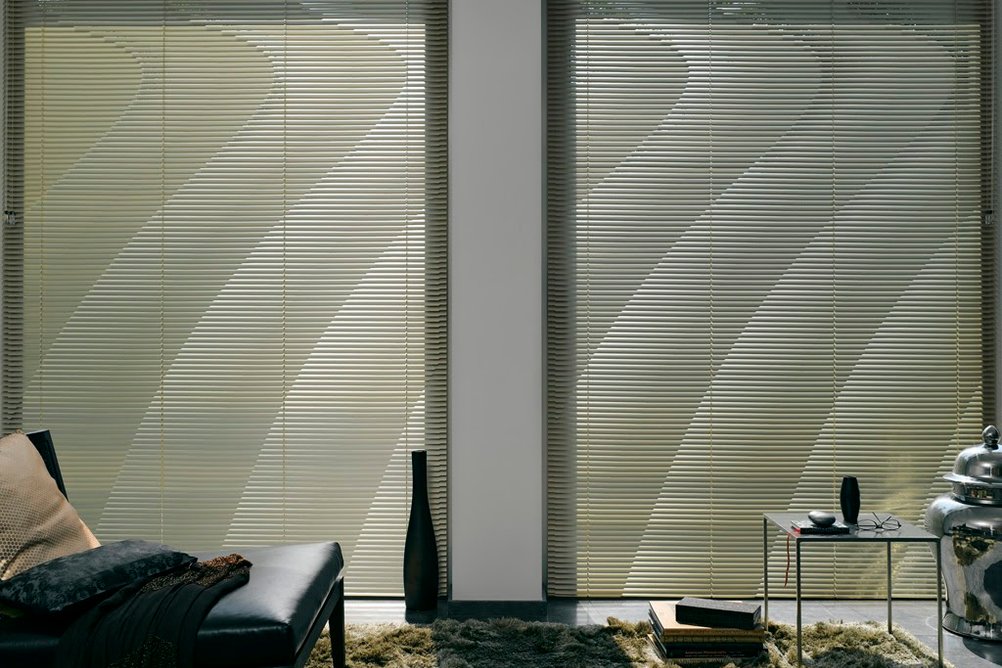 Stylové horizontální žaluzie v ložnici