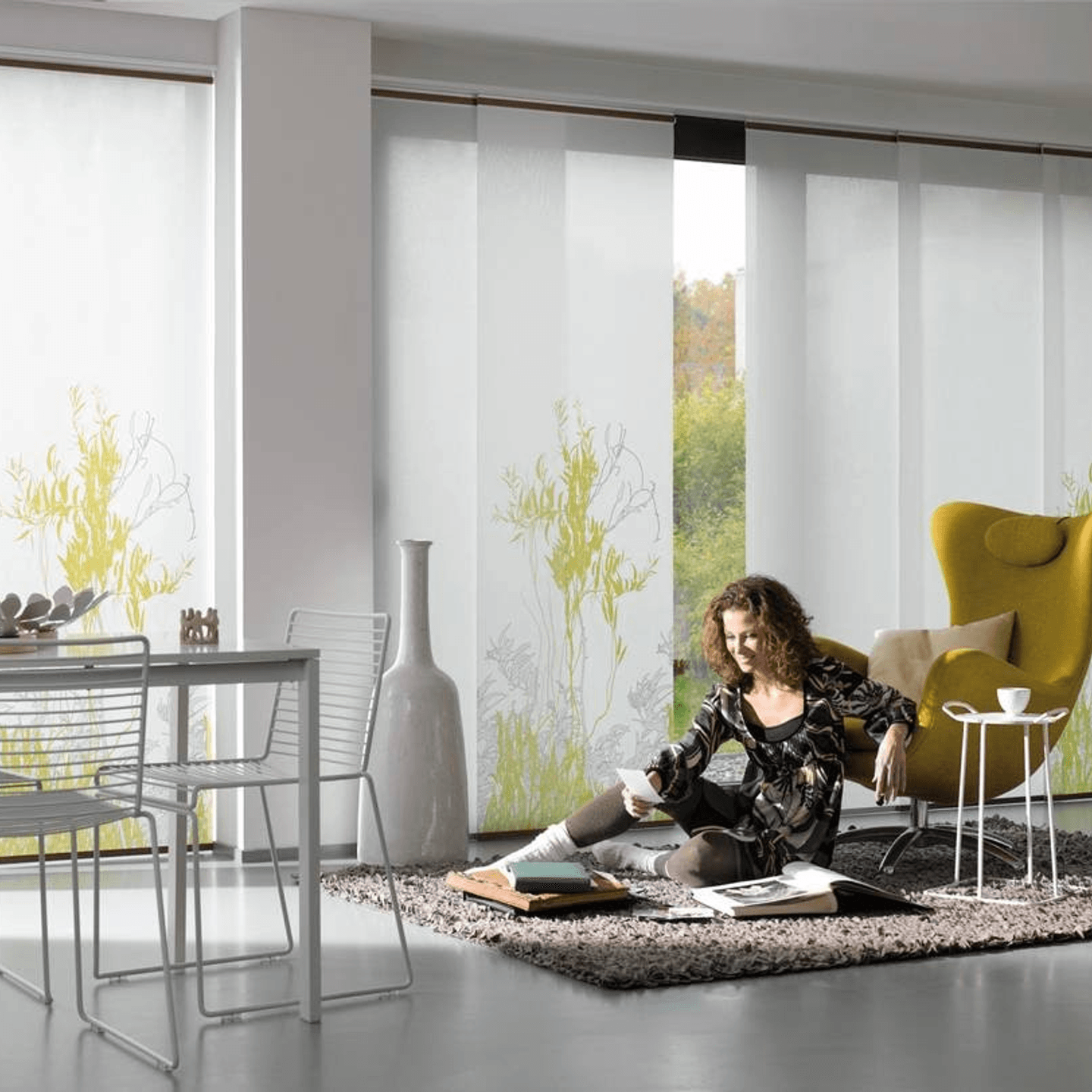 Japonská stěna ve světlém pokoji