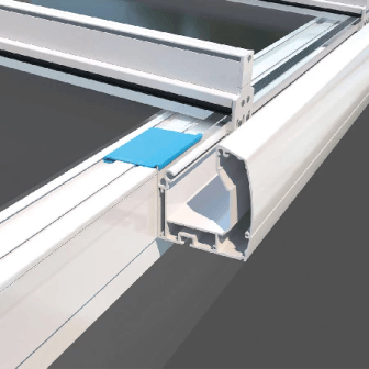 Micro 2020 - fasádní markýza -