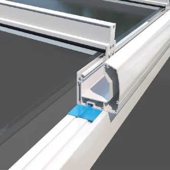 Micro 2020 - fasádní markýza -