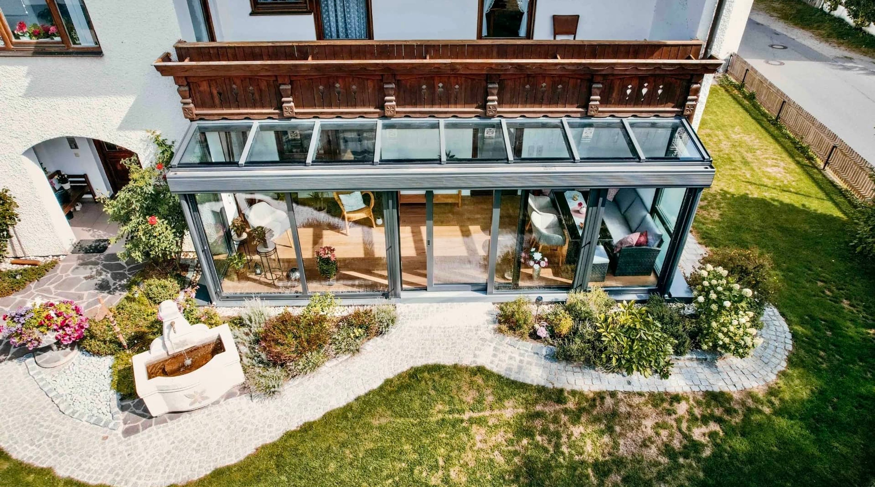 Zimní zahrada s rámovým zasklením