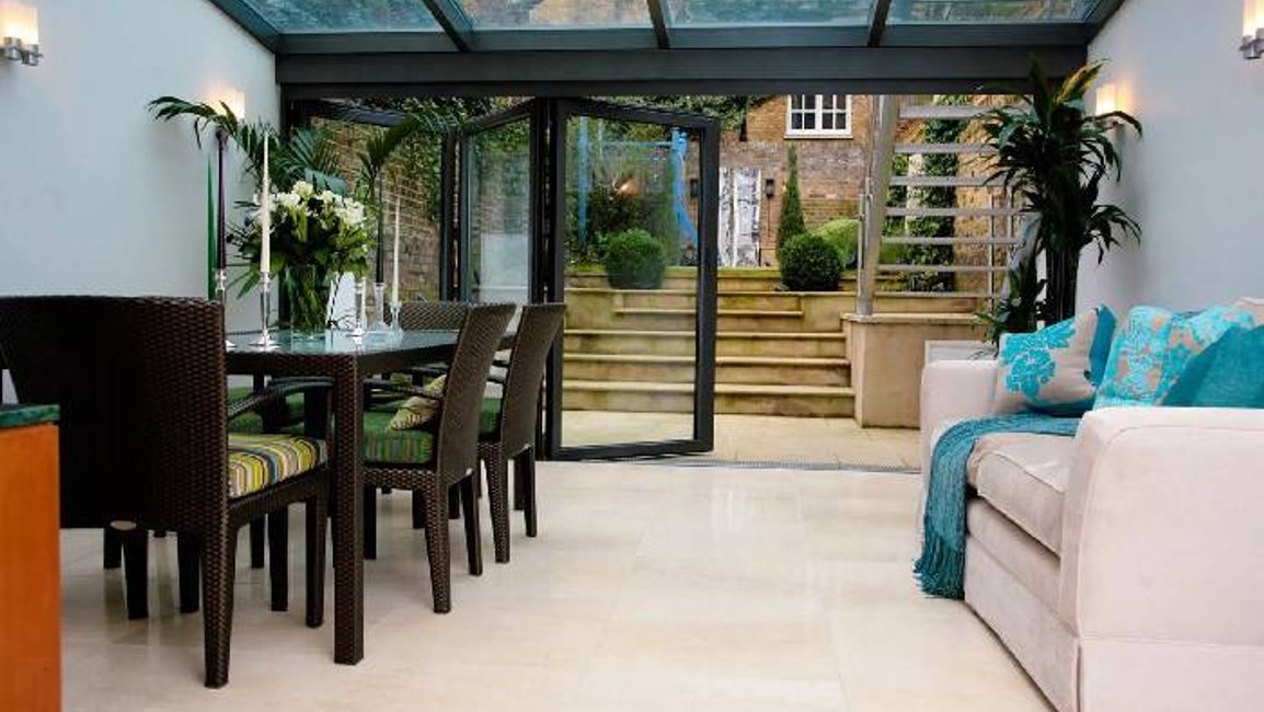 Zimní zahrada jako investice: Vyplatí se a přináší víc, než čekáte