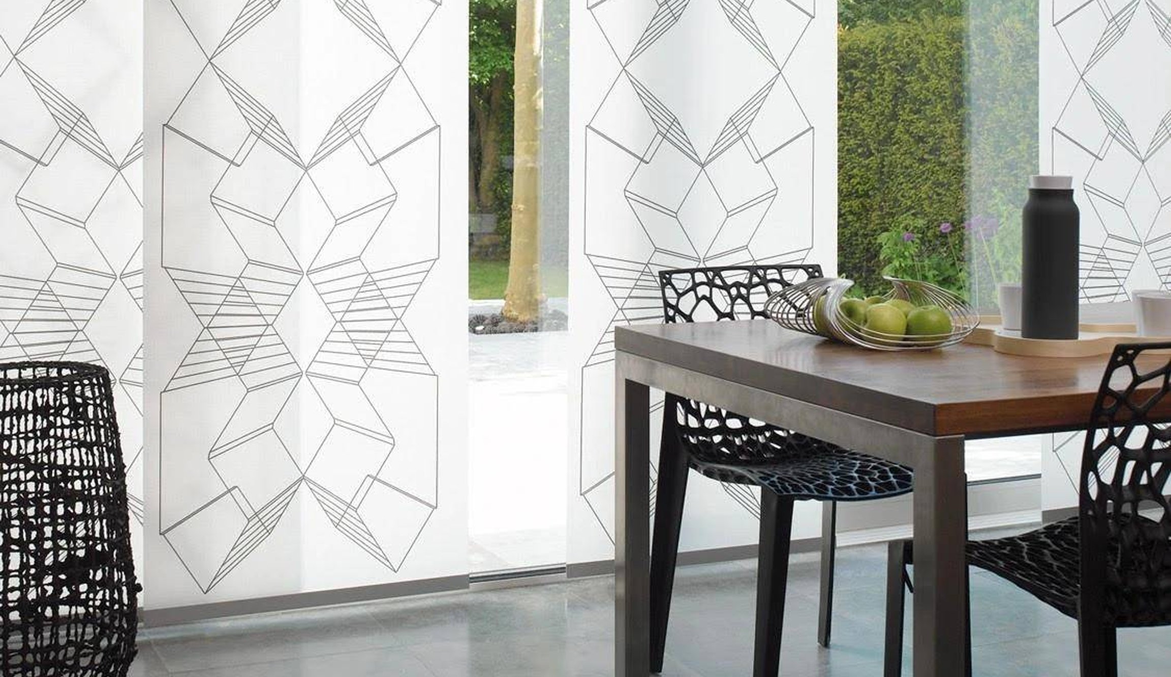 Japonská stěna se vzorem v kuchyni