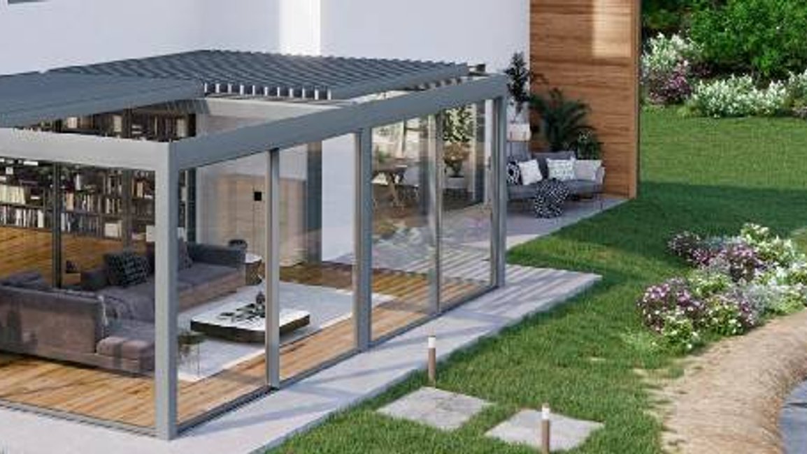 Stahovací bioklimatická pergola: Komfort v každém počasí